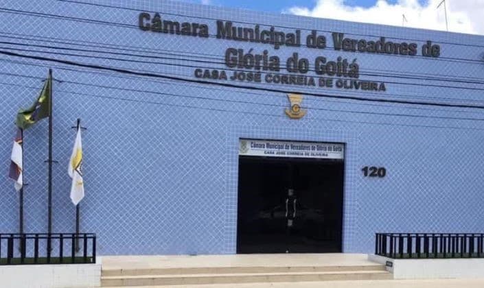 Câmara de Glória do Goitá inicia processo para novo concurso público
